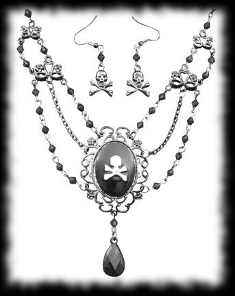 Beautiful Womans Pirate Necklace and Earrings Accessory
