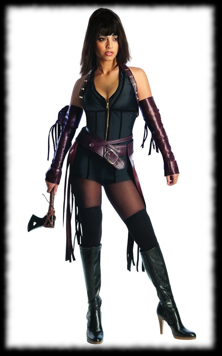 Werewolf Huntress Halloween Costume Idea